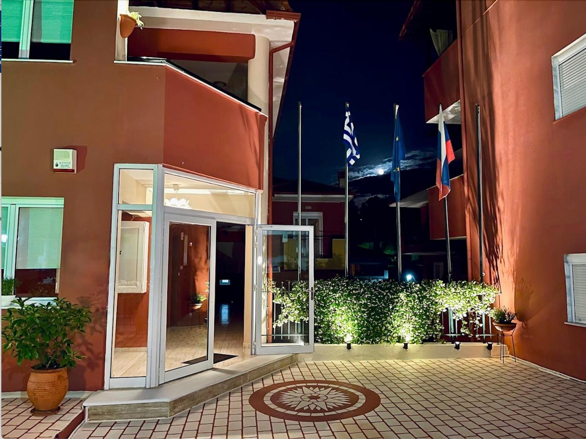 Hotel Sun Sight Пефкохорі Екстер'єр фото
